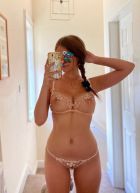 вызов проститутки в Симферополе (Ирина, от 4000 руб. в час)